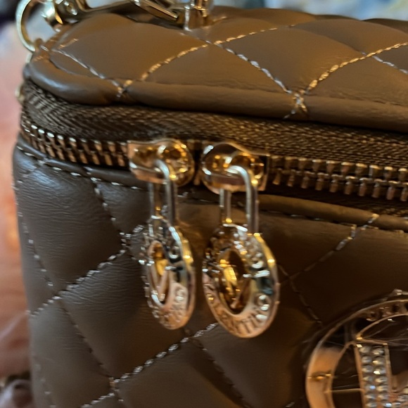 Valentio Orlandi Mini Square Train-case handbag Brown Color🌺 - Picture 5 of 14